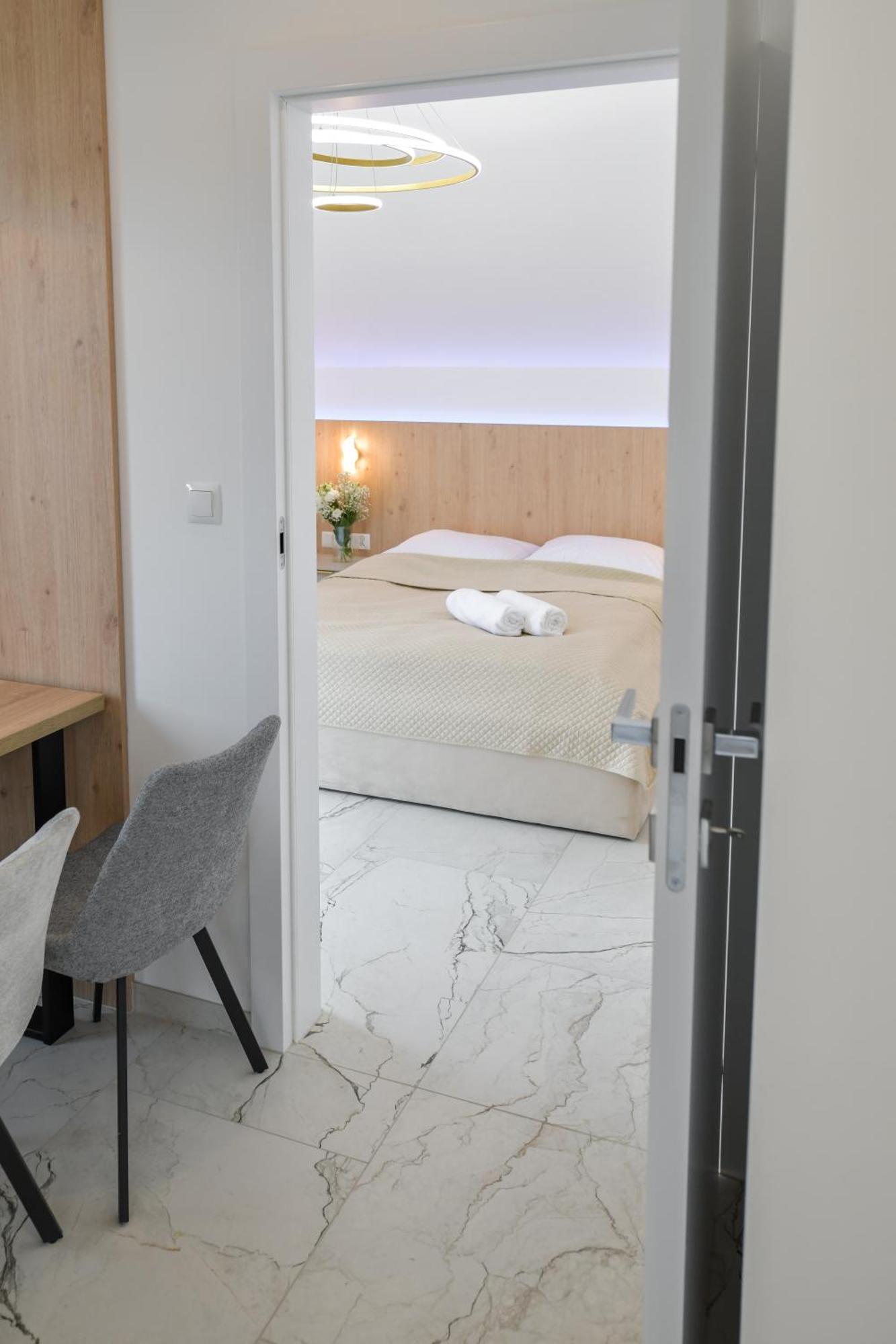 Sloneczne Wzgorze Zator Apartman Kültér fotó